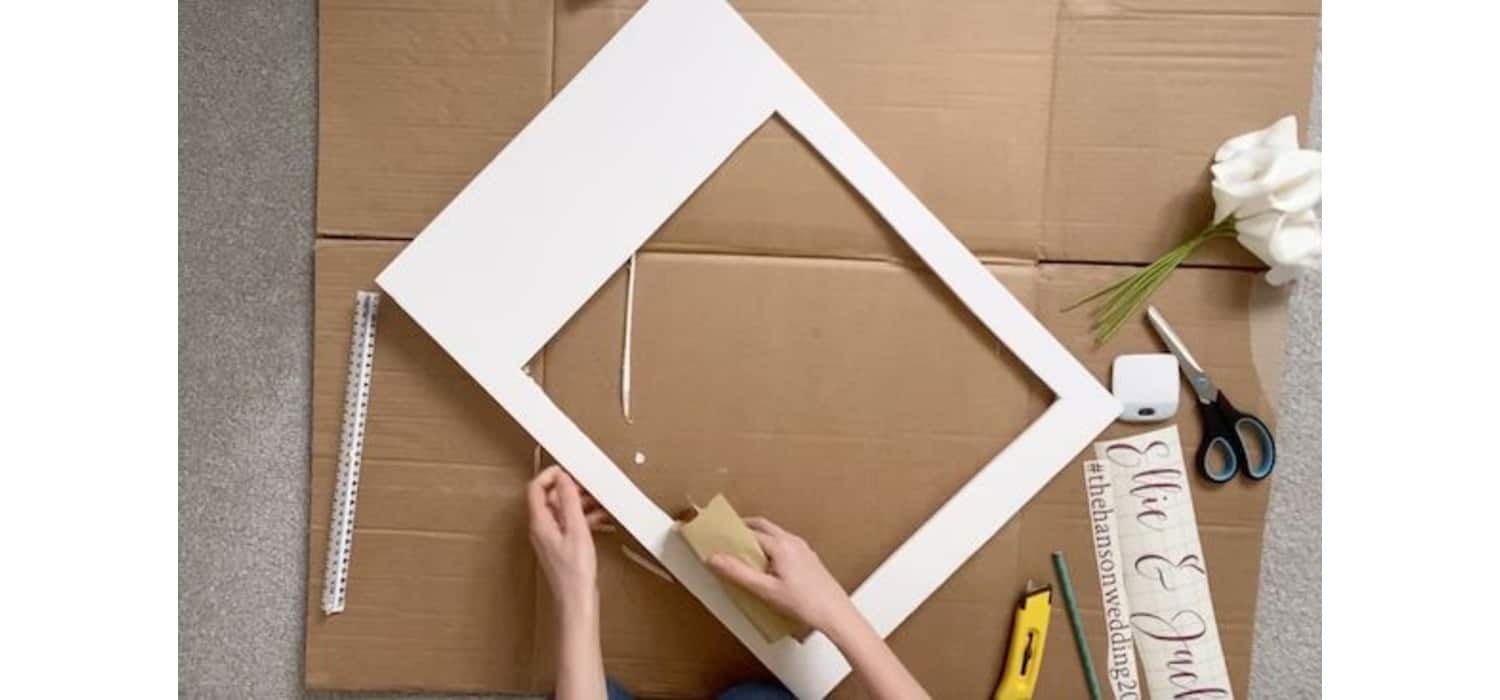 how to make a diy photo booth
